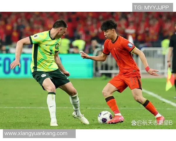 朝鲜男足与日本男足激战正酣谁能在亚洲赛场上笑到最后